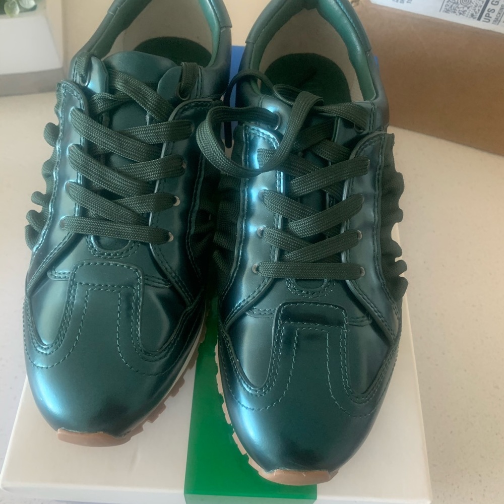 Tory Burch Ruffle Trainers - Picture 2 of 6